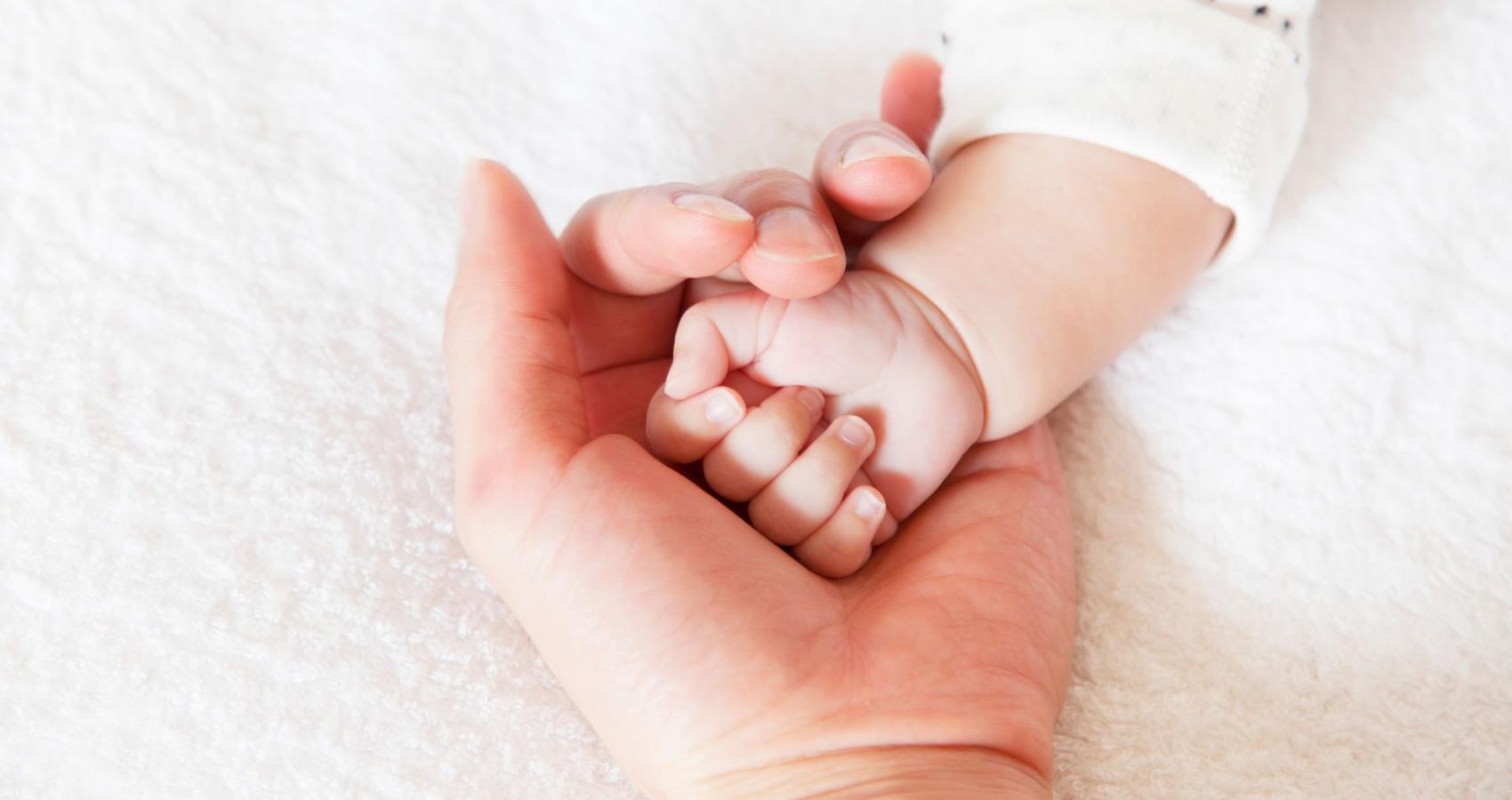 Educational psychologist working with a child