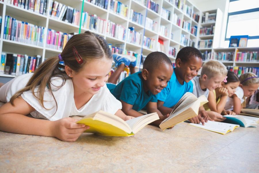 Book Club Ced08685c3af47a795daff49f411fb71