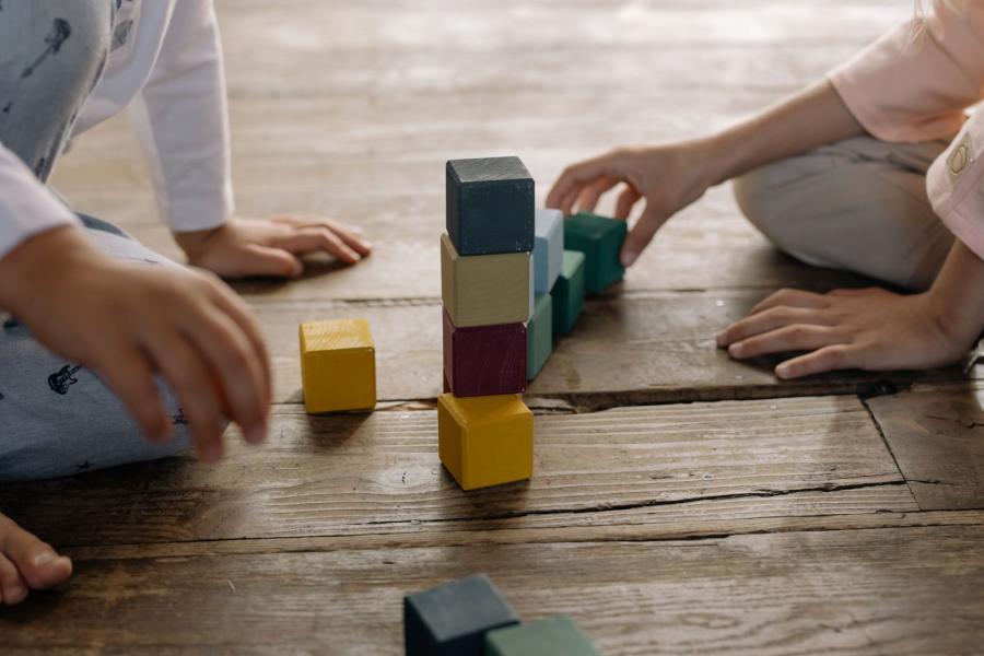 Construction Play 11d9f02f916342288c5d19f080089bb2