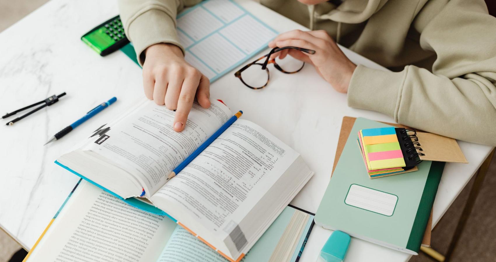 Educational psychologist working with a child