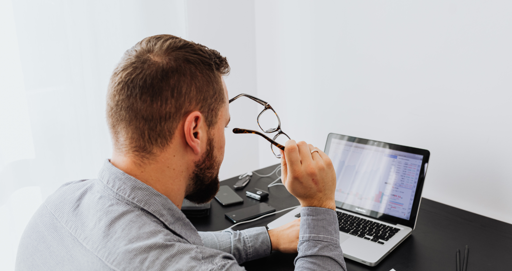 Educational psychologist working with a child