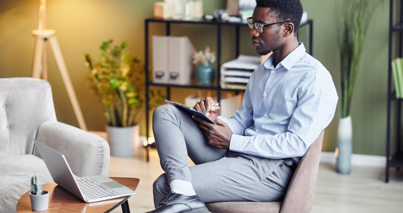 Educational psychologist working with a child